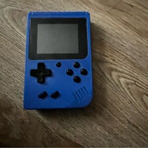 NWT Retro Handheld Digital Game System 3” LCD Portable Console TV Output New